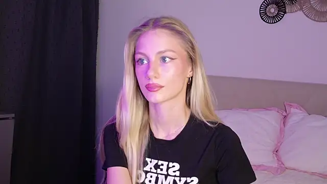 GabriellaOlsen online show from 28, 6, 2026