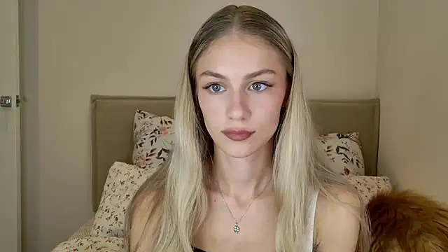 GabriellaOlsen online show from 18, 9, 2025