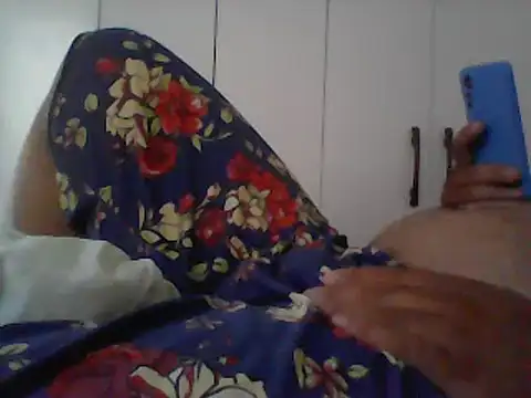 Trixboy201 online show from 12, 2, 2025