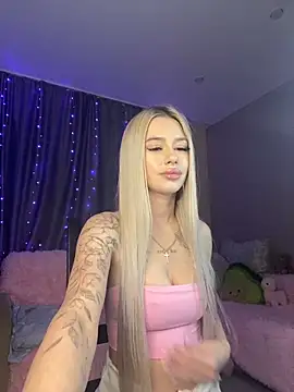Tiffany Kissss online show from 16, 2, 2025