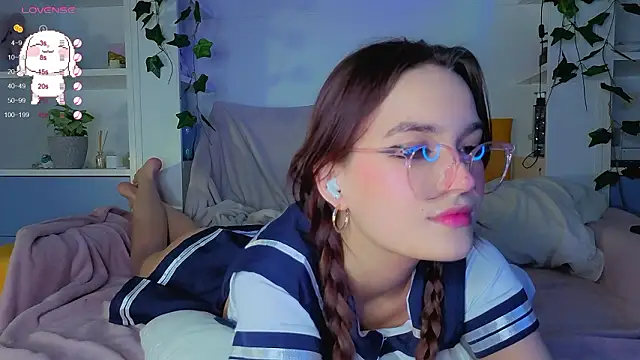 Snapshot of tempt_for_you chatting on 4, 2, 2026 tempt for you online show from 4, 2, 2026