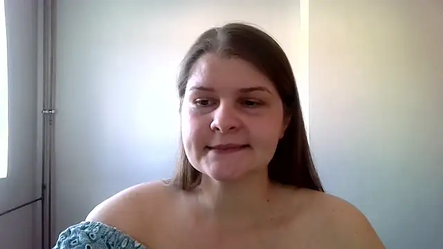 lovexCaroline online show from 12, 3, 2025