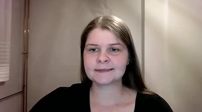 lovexCaroline online show from 4, 3, 2025