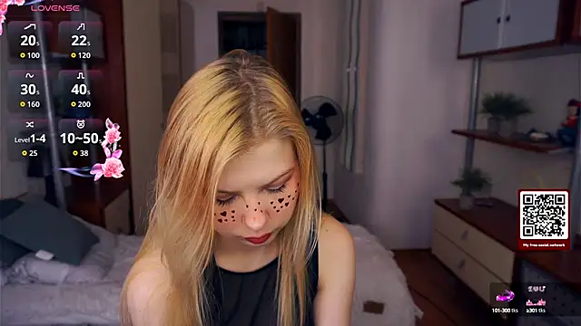 LynetHakes online show from 30, 9, 2025