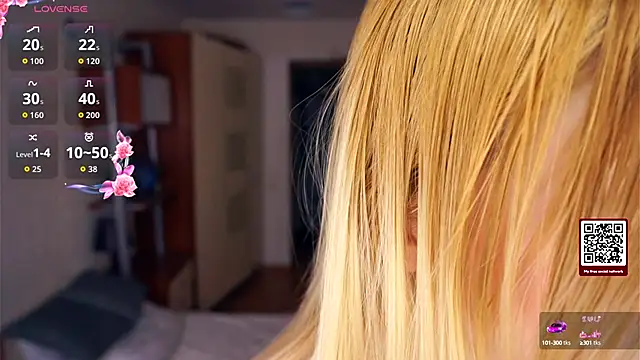 LynetHakes online show from 1, 10, 2025