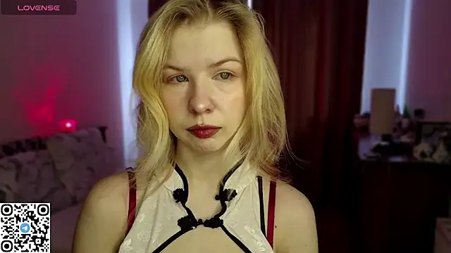 LynetHakes online show from 12, 4, 2026