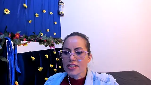 ShairaMarss online show from 8, 10, 2025