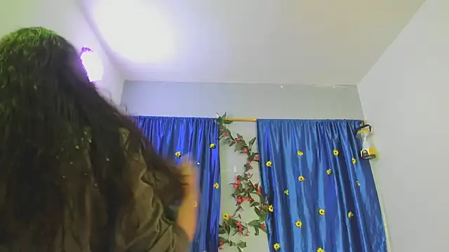 ShairaMarss online show from 18, 11, 2025