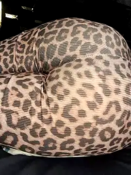 Snapshot of hottits25 chatting on 24, 2, 2025 hottits25 online show from 24, 2, 2025