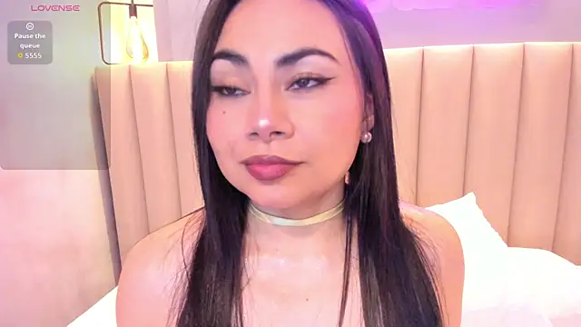 Naomymonroe  online show from 28, 3, 2026