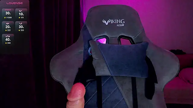 Ohmy Nora  online show from 9, 2, 2025