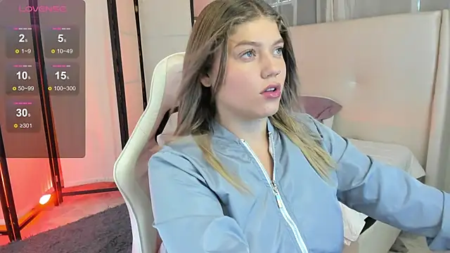 alaia greyy online show from 5, 2, 2026