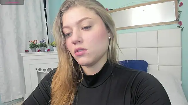 alaia greyy online show from 14, 3, 2025