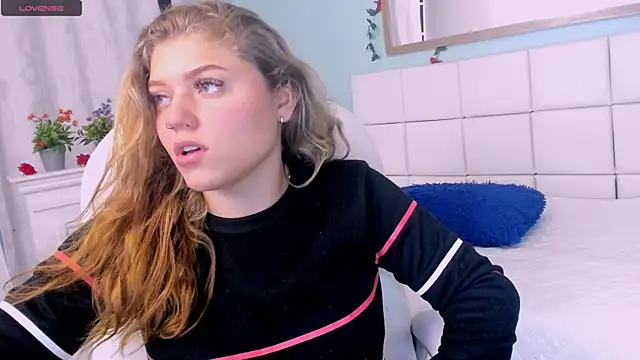 alaia greyy online show from 1, 3, 2025