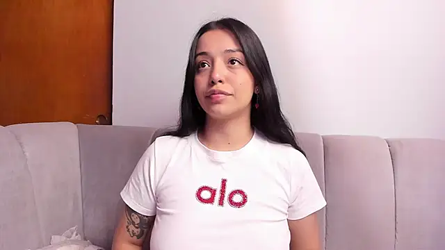 CAYLINCOLLINS online show from 17, 12, 2025