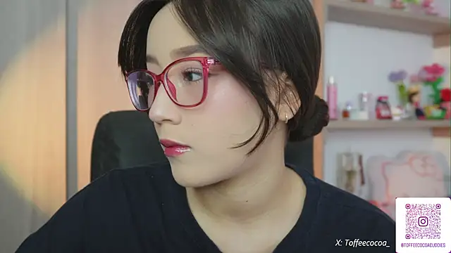 Snapshot of sophi_lii chatting on 15, 7, 2026 sophi lii online show from 15, 7, 2026