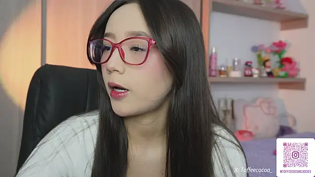Snapshot of sophi_lii chatting on 8, 6, 2026 sophi lii online show from 8, 6, 2026