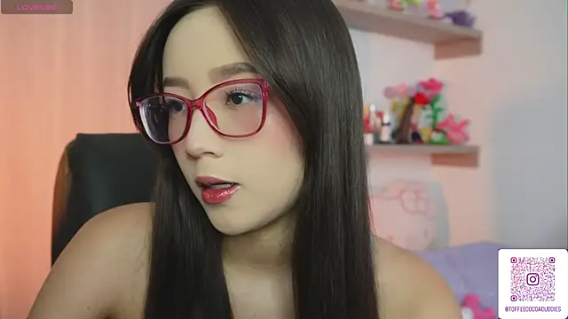Snapshot of sophi_lii chatting on 8, 5, 2026 sophi lii online show from 8, 5, 2026