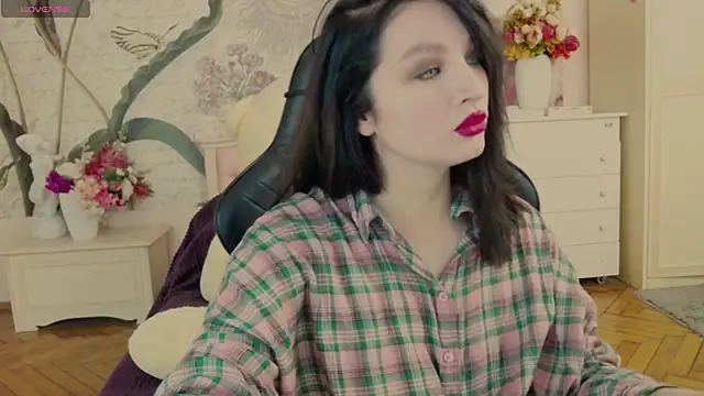 Snapshot of BritneyBarker chatting on 18, 2, 2026 BritneyBarker online show from 18, 2, 2026