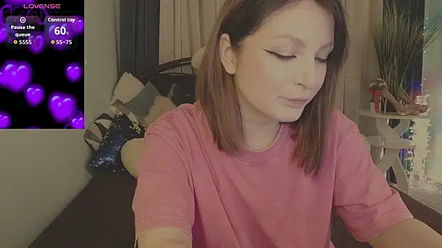 BritneyBarker online show from 25, 5, 2026
