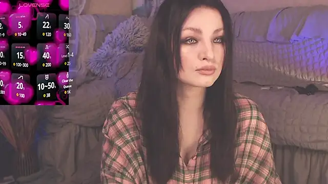 Snapshot of BritneyBarker chatting on 17, 3, 2025 BritneyBarker online show from 17, 3, 2025
