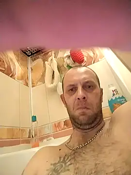 MaxDevilWhite online show from 8, 11, 2025