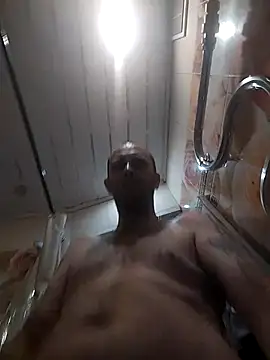 MaxDevilWhite online show from 4, 12, 2025