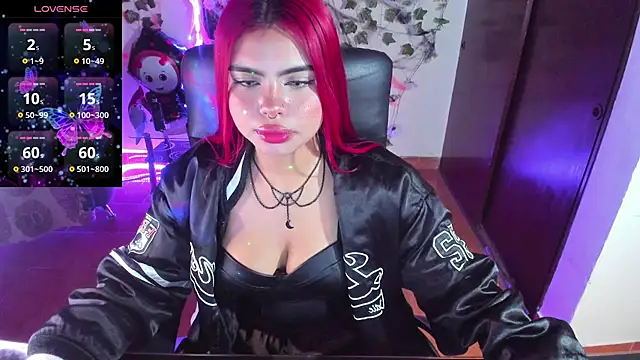 saray  jones online show from 7, 10, 2025