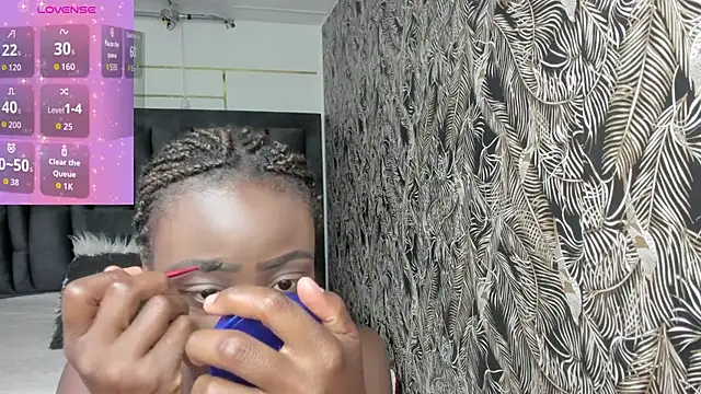 Sara Naugty online show from 12, 9, 2025