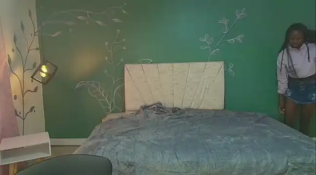 Sara Naugty online show from 13, 3, 2025