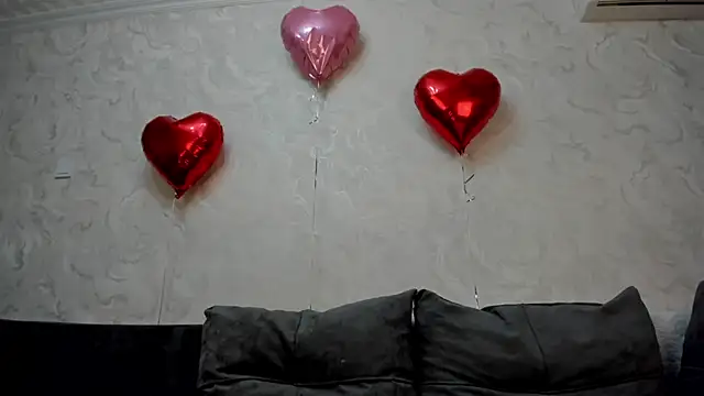 Snapshot of Yuki_miiii chatting on 16, 2, 2025 Yuki miiii online show from 16, 2, 2025