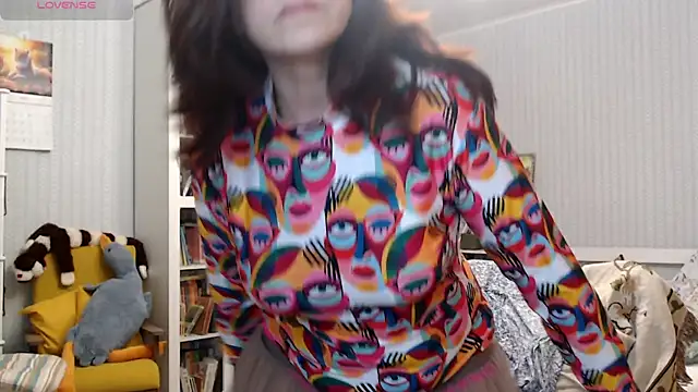 Soffya Soy online show from 17, 5, 2026