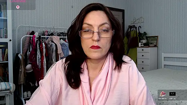 Soffya Soy online show from 16, 4, 2026