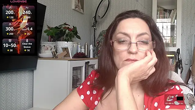 Soffya Soy online show from 6, 3, 2026