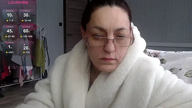 Soffya Soy online show from 3, 2, 2026