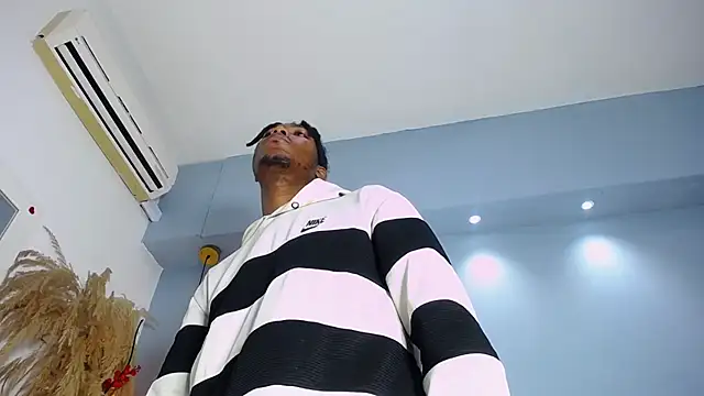 xxxhotbbc online show from 13, 3, 2025