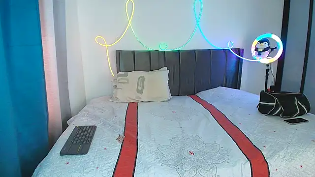 gisell363472 online show from 19, 12, 2025