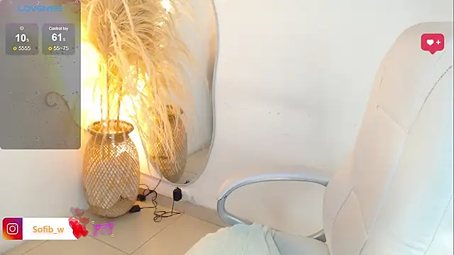 Snapshot of Sofi_BBW chatting on 12, 3, 2026 Sofi BBW online show from 12, 3, 2026