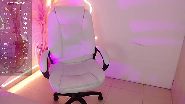 Snapshot of Sofi_BBW chatting on 19, 3, 2025 Sofi BBW online show from 19, 3, 2025