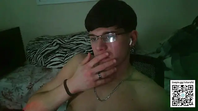 vitorsafado19 online show from 4, 10, 2025