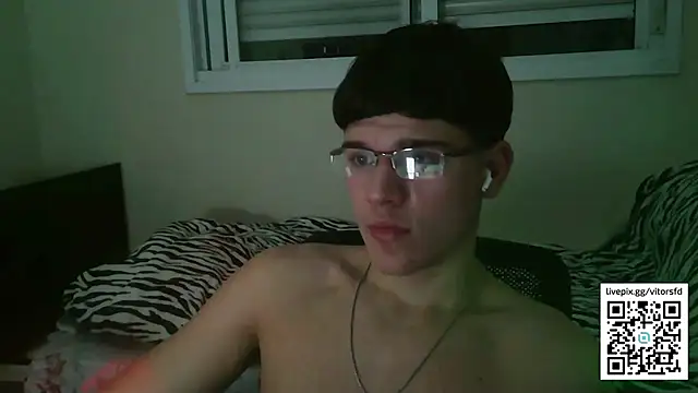 vitorsafado19 online show from 3, 10, 2025