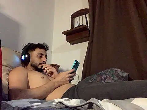 Nooneisthis online show from 8, 4, 2026