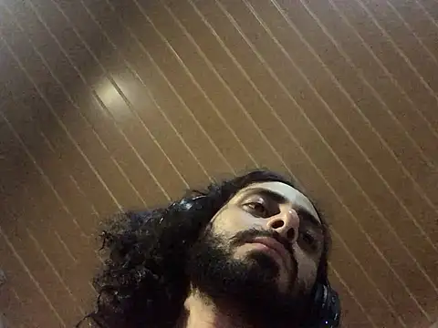 Snapshot of Nooneisthis chatting on 4, 2, 2026 Nooneisthis online show from 4, 2, 2026