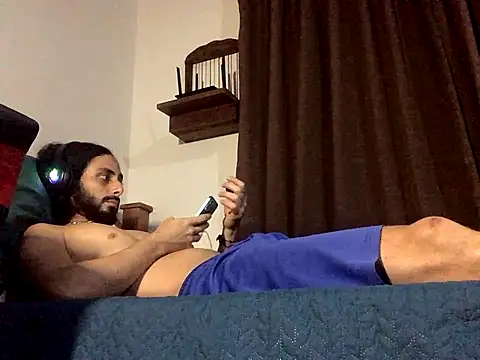 Nooneisthis online show from 31, 10, 2025