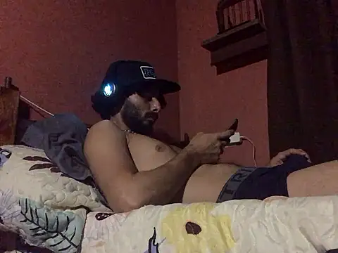 Nooneisthis online show from 6, 3, 2025