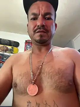 Snapshot of paullliliu chatting on 27, 2, 2026 paullliliu online show from 27, 2, 2026