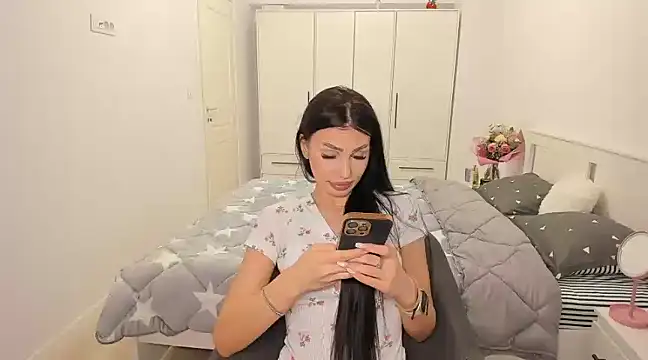 HelenShawn online show from 28, 2, 2025