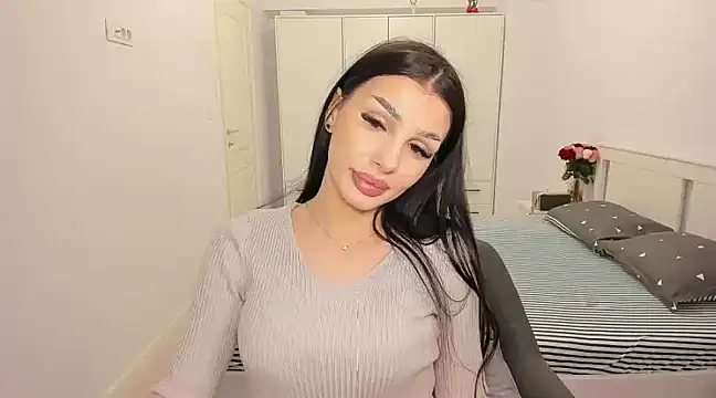 HelenShawn online show from 18, 2, 2025