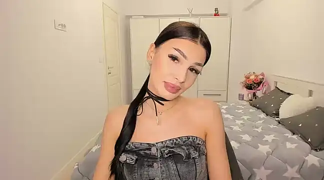 HelenShawn online show from 25, 2, 2025