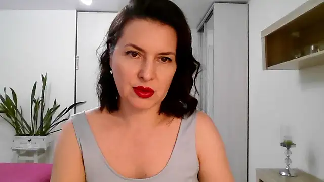 Victoria Glam online show from 9, 3, 2026